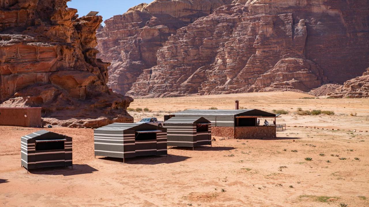 Arabian Nights Hotel Wadi Rum Exterior photo