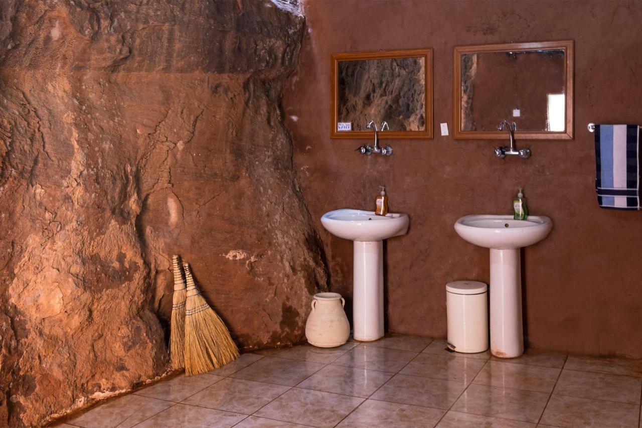 Arabian Nights Hotel Wadi Rum Exterior photo