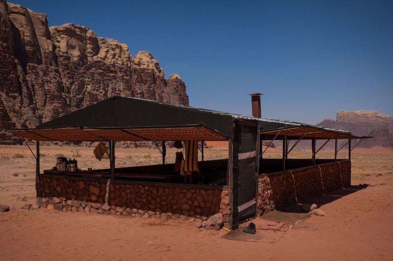 Arabian Nights Hotel Wadi Rum Exterior photo
