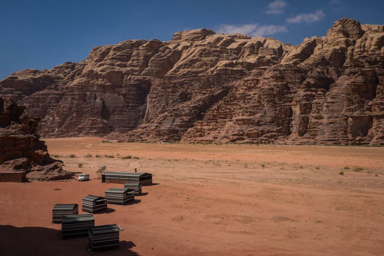 Arabian Nights Hotel Wadi Rum Exterior photo
