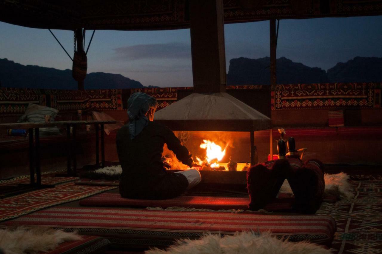 Arabian Nights Hotel Wadi Rum Exterior photo